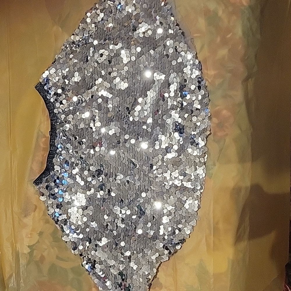 Sequenced skirt